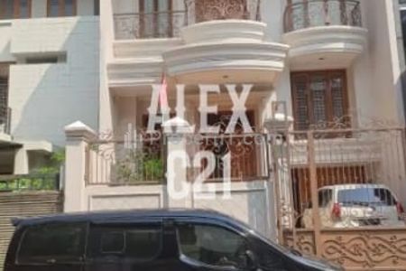 Dijual B U Rumah di Permata Buana Jakarta Barat
