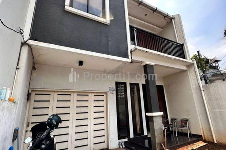 Dijual Rumah second dekat stasiun LRT Jatibening Bekasi