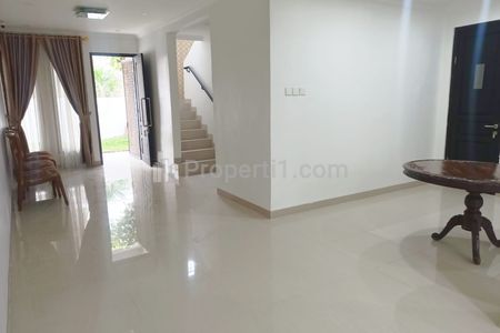 Jual Rumah 2 Lantai Lokasi Strategis Dekat Mall dan RS Puri Cinere