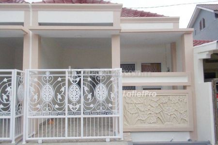 Jual Rumah Dempet Harga Kepepet Kemana-mana Deket, di Kota Harapan Indah, Bekasi