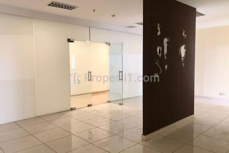 Jual Ruang Kantor Unfurnished Luas 669m2, Lavenue Office Pancoran Jakarta Selatan