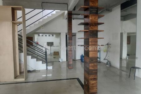 Dijual Disewa Mini Gedung Komersial di Pela Mampang 350 Meter, Jakarta Selatan