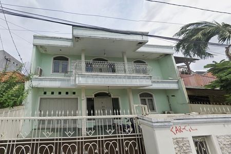 Jual Rumah Kosong Siap Huni di Jalan Pete Kebayoran Baru, Jakarta Selatan