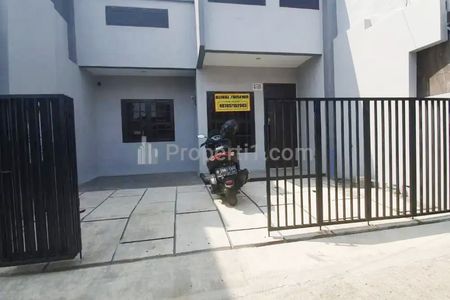 Rumah Dijual di Perumnas Depok Timur Dekat SMA Negeri 2 Depok, SAMSAT Depok, Mall Pesona Square, Mall Margo City, RS Primaya Hospital Depok