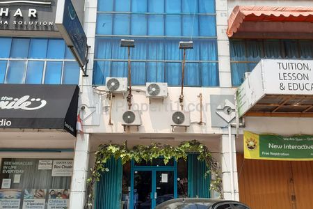 Dijual Ruko di PIK Jalan Pantai Indah Selatan 1 Penjaringan Jakarta Utara
