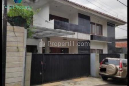 Jual Rumah Mewah 2 Lantai di Bendi Kebayoran Lama Jakarta Selatan