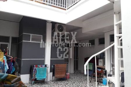 Jual BU Rumah Kost Putri 15 Kamar di Senen Jakarta Pusat