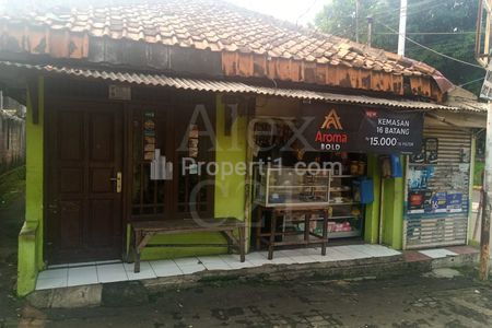 dijual rumah hitung tanah B U dekat AEON