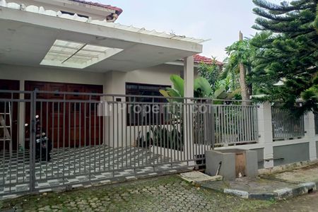 Jual Rumah Mewah Baru Direnovasi di Cinere Country