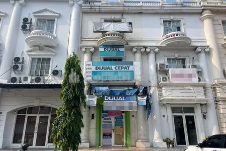 Jual Ruko di Bukit Golf Pantai Indah Kapuk, Jakarta Utara - Siap Pakai Usaha