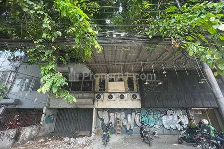 Jual Ruko Kosong Strategis di Jalan Raya Jembatan Tiga Jakarta Utara