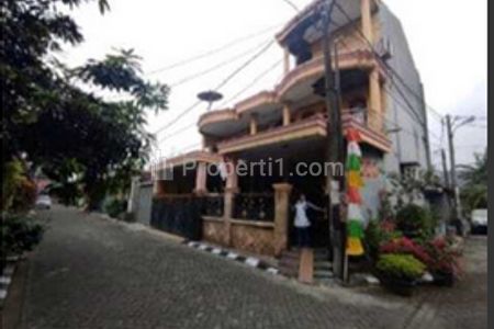 Dijual Rumah Posisi Hook Luas Tanah 131 m2 di Perumahan Taman Bekasi Asri (Aset Ayda)