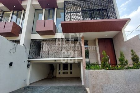 For Sale Brand New di Kemang Jakarta Selatan Rumah Modern Terletak di Kawasan Strategis Jakarta Unit Terbatas ! ! !