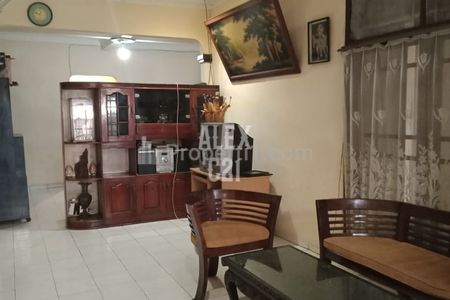 Dijual Rumah di Kebon Baru Tua Layak Huni, Tebet, Jakarta Selatan.