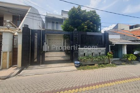 Jual Rumah Berperabotan Siap Huni di Petemon Sidomulyo, Surabaya.