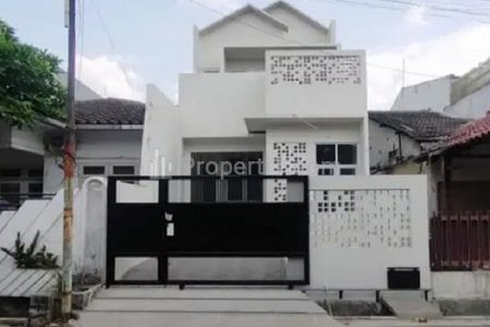 Dijual Rumah Baru 2 Lantai di Duren Sawit Jakarta Timur Dekat TIP TOP Pondok Bambu, Mall Cipinang Indah, RS Alia Hospital, Stasiun Klender