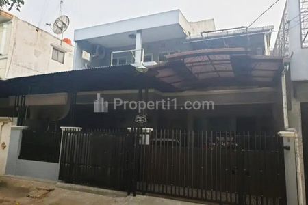 Rumah Dijual di Petukangan Selatan Jakarta Selatan Dekat RSUD Pesanggrahan, SMA Negeri 90 Jakarta, Universitas Budi Luhur, Gerbang Tol Ciledug