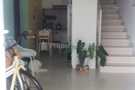 Dijual Rumah Ideal di Komplek Serpong Park, Serpong Utara, Tangerang Selatan