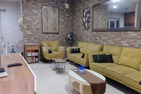 Jual Rumah 4+1 Kamar The Akasia Serenity di Jombang, Ciputat, Tangerang Selatan