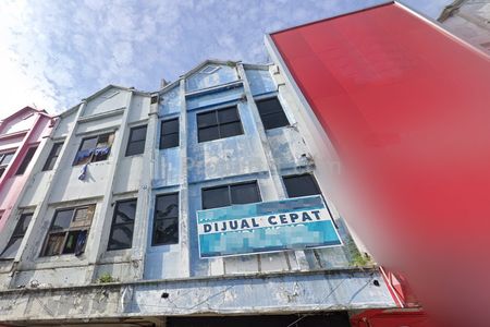 Jual Ruko Tiga Lantai Siap Pakai Komplek Mahkota Mas Tangerang