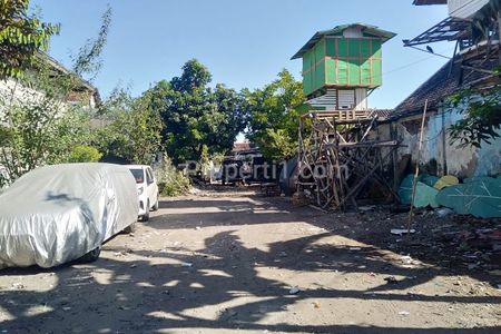 Dijual Cepat Tanah di Bawah Harga Pasaran dekat Karah Agung, Jambangan, Surabaya