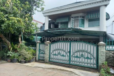 Dijual Rumah Asri Terawat dalam Komplek dekat Bintaro Tangerang Selatan