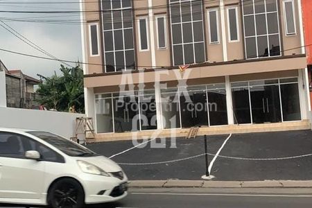 Dijual Ruko Gandeng 3 Baru Ciledug Raya, Jakarta Selatan