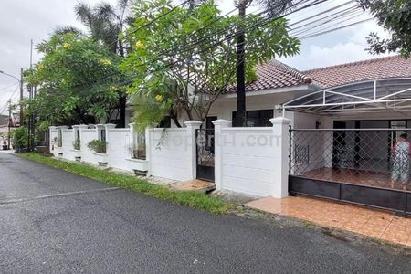 Disewakan Rumah Lebar Strategis di Ampera, Cilandak Timur, Jakarta Selatan