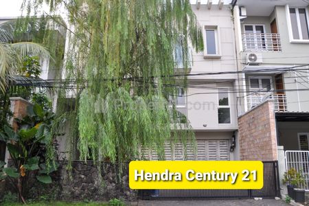 Dijual Cepat Rumah Mewah Siap Huni dekat Mall Gandaria City, Jakarta Selatan