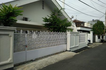 Dijual Cepat Rumah Classic di Pancoran, Jakarta Selatan