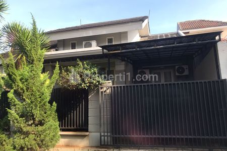Dijual Rumah Ideal Komplek Kencana Loka BSD Tangerang Selatan