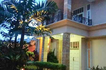 Disewakan Rumah Mewah Siap Huni Daerah Strategis Pondok Indah, Jakarta Selatan