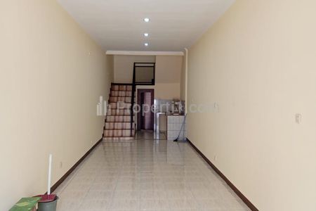 Disewa Ruko di Daerah Kebayoran Lama, Jakarta Selatan