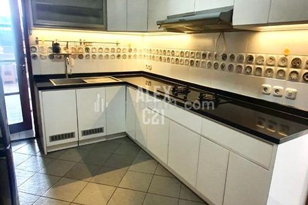 Dijual Apartemen 2 BR Semi Furnished Midtown Residences TB Simatupang, Cilandak Barat, Jakarta Selatan