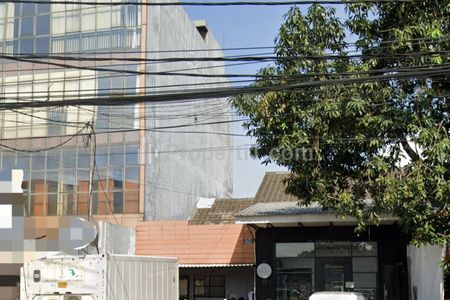 Dijual / Disewa Rumah Pinggir Jalan Daerah Veteran, Jakarta Selatan