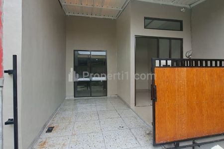 Tampak depan 