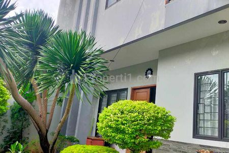 Dijual BU Rumah 2 Lantai di Jalan MPR, Cilandak, Cipete, Jakarta Selatan