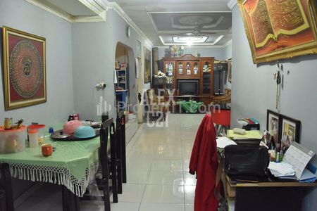 Rumah Dijual di Pondok Bambu, Duren Sawit, Jakarta Timur, dekat RSIA SamMarie Basra