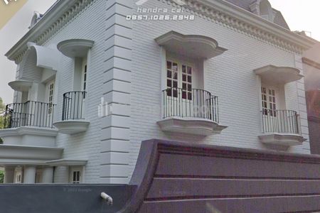 Dijual BU Rumah Sultan Mewah Modern Klasik Taman Luas di Dekat Pondok Indah Jakarta Selatan
