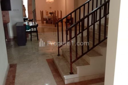 Dijual Rumah Town House LT 274 m2 SHM di Pondok Labu, Jakarta Selatan