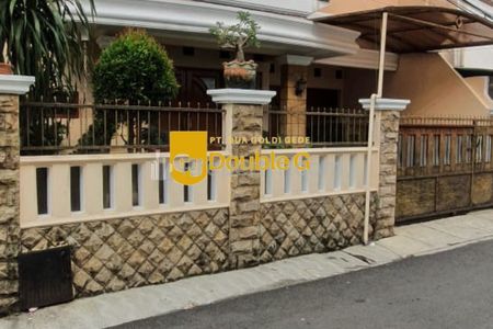 Dijual Cepat Rumah 2,5 Lantai Bagus di Tebet Utara Jakrata Selatan