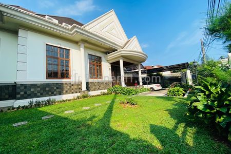 Dijual Rumah Besar di Ciganjur Jagakarsa, Jakarta Selatan - Ada Kolam Renang
