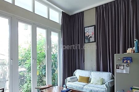 Dijual Rumah 3 Lantai Siap Huni dan Bagus di Puri Kembangan Jakarta Barat