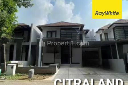Dijual Rumah Waterfront Citraland Surabaya Barat BONUS Full Furnished , Row Jalan Lebar 12 meter Dekat Universitas Ciputra Surabaya
