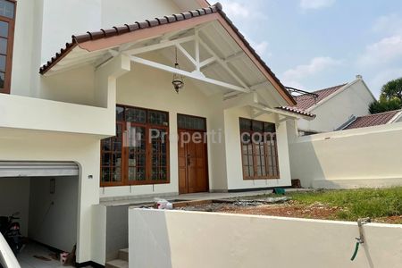Jual Rumah di Jalan Cipaku Kebayoran Baru Jakarta Selatan
