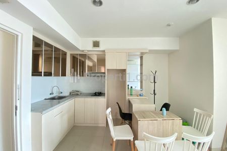 Jual Cepat Apartemen 2 Bedroom Semi Furnished di Grand Kamala Lagoon Bekasi - Akses Mall di Bawahnya