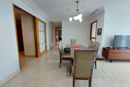 Sewa Apartemen Pakubuwono Residence Type 2+1 Bedrooms Very Good Unit, BEST DEAL!