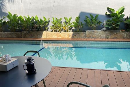 Jual Cepat Rumah di Kota Wisata Cibubur, Cozy+Kolam Renang, Discount Khusus, Lokasi Boulevard
