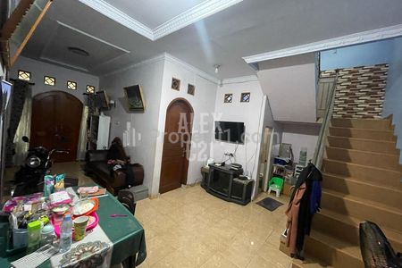 Jual Rumah 2 Lantai di Komplek Pancoran Mas Depok