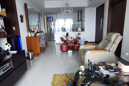 Dijual Apartemen 2 BR Semi Furnished di Apartemen St Moritz